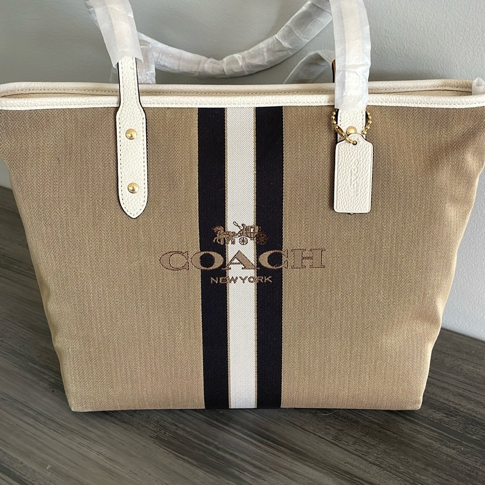Coach Purse Tote Shoulder Bag. Khaki. New with tags.